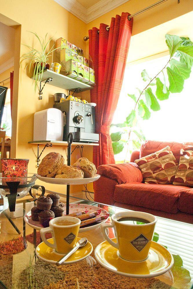 Amber Hill Bed & Breakfast กัลเวย์ ภายนอก รูปภาพ